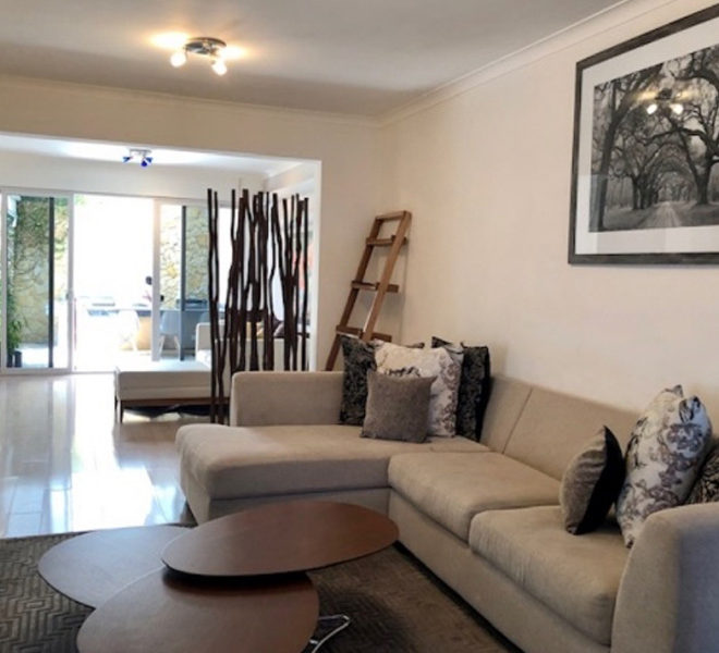 Casa Remodelada de Lujo en Los Laureles, Escazú
