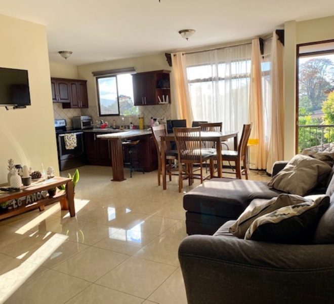 Apartamento En Sabanilla En Condo Con Amenidades