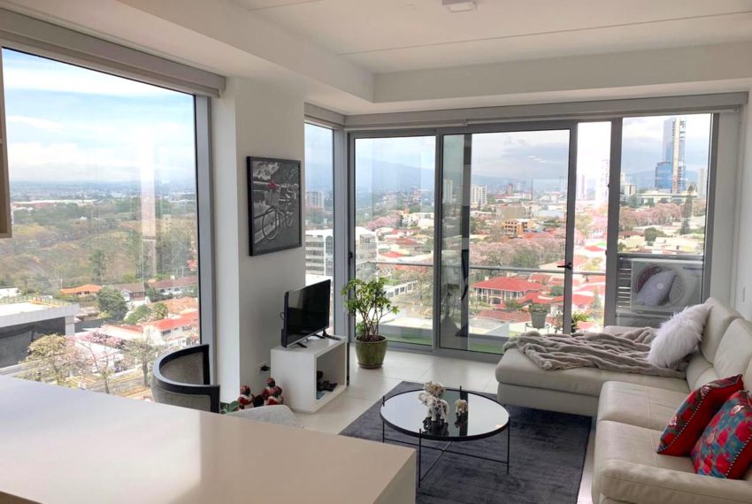 Apartamento De Lujo En Torre Moderna En Rohrmoser Con Vista Espectacular