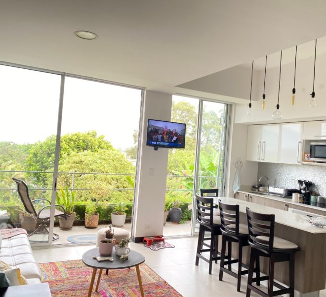 Apartamento Contemporáneo Amueblado En Pinares Curridabat